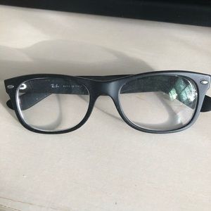 Ray Ban New Wayfarer RB2132 Matte Black FRAMES